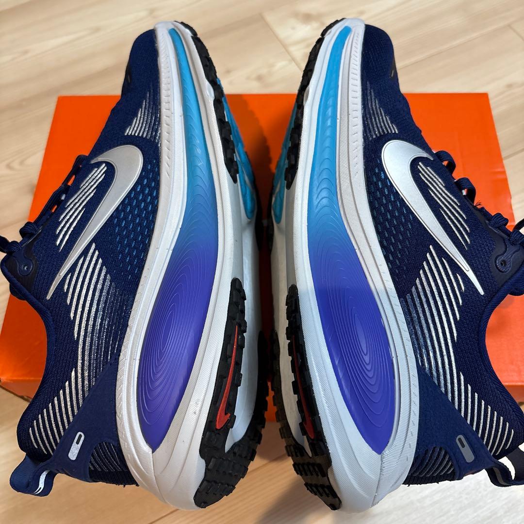 NIKE ZOOM VOMERO 18 ナイキ ズーム ボメロ 27.0cm