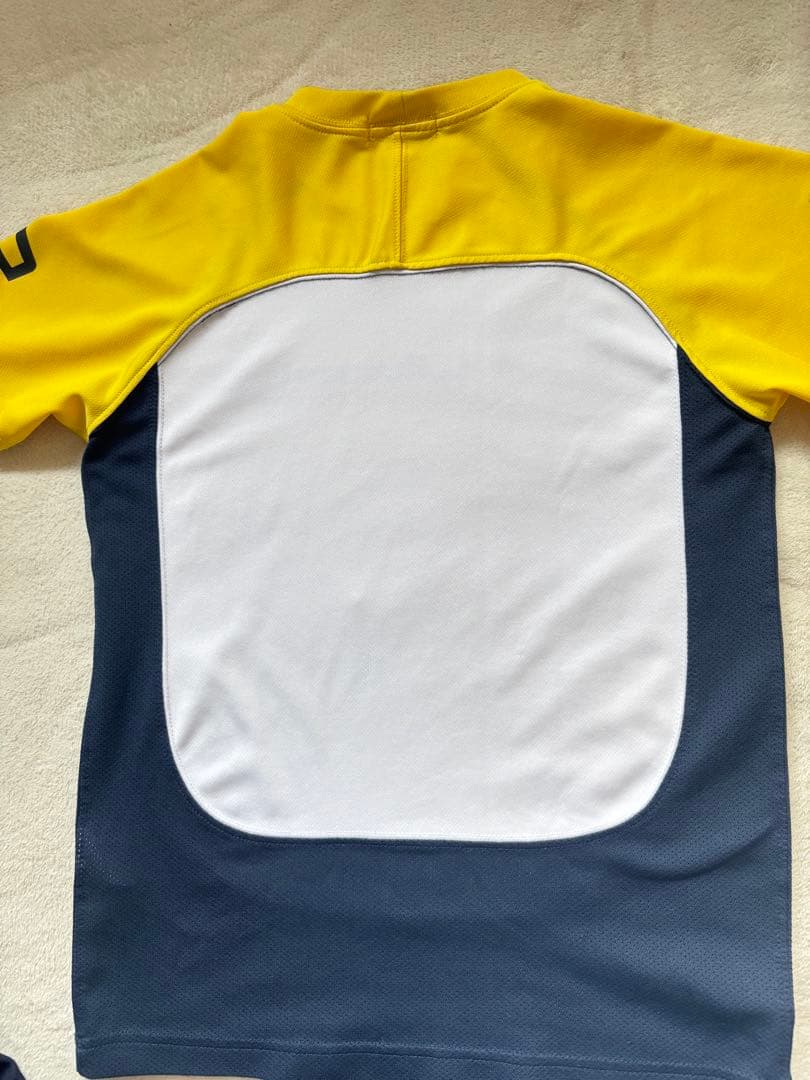 【週末SALE】リベルタ　サッカースクール　ユニフォーム　145 上下セット