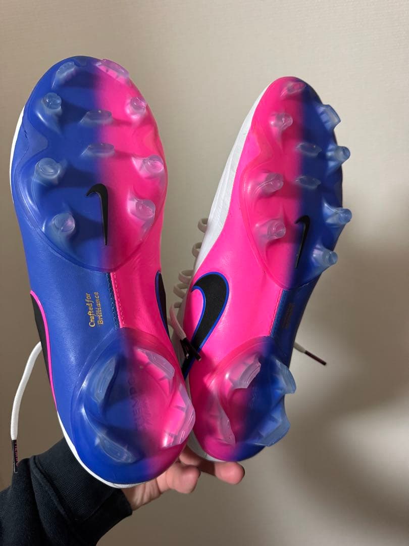 Nike サッカーティエンポマエストロ fg 26.0