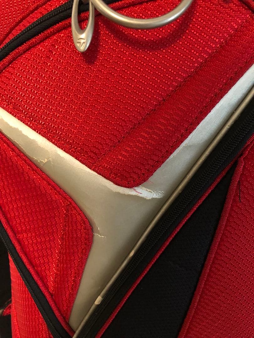 【送料込み】大人気　テーラーメイド　　Taylormade キャディバッグ 赤