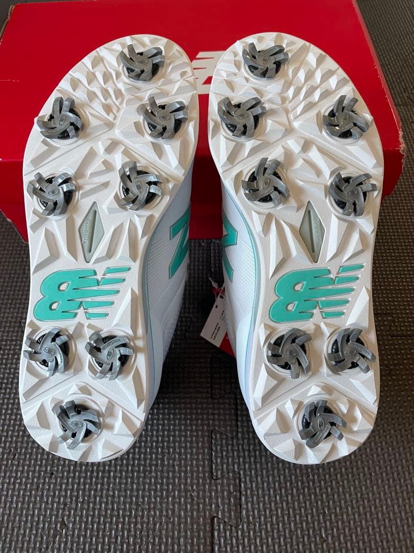 ニューバランス ソフトスパイク レディース 稲見萌音プロ 限定 2023年発売