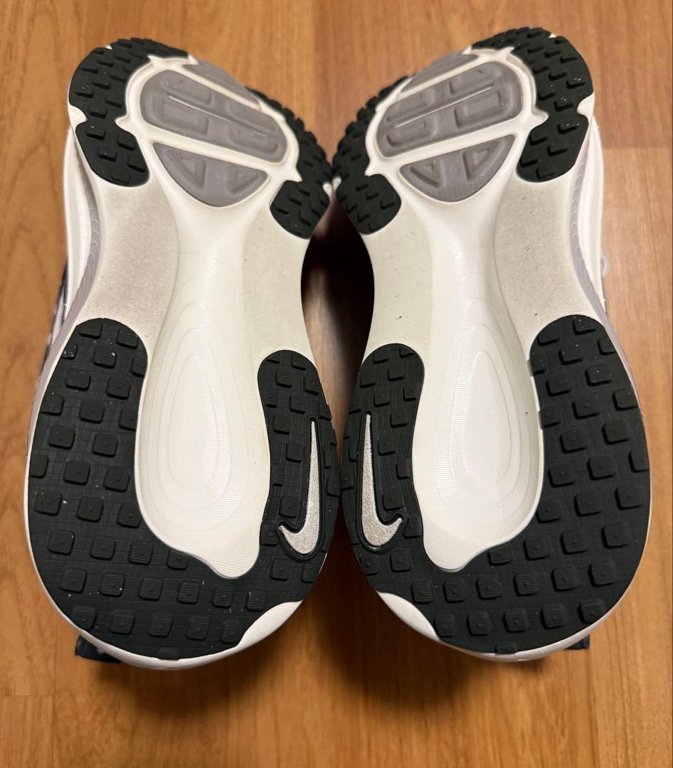 NIKE ボメロ18 25.5cm