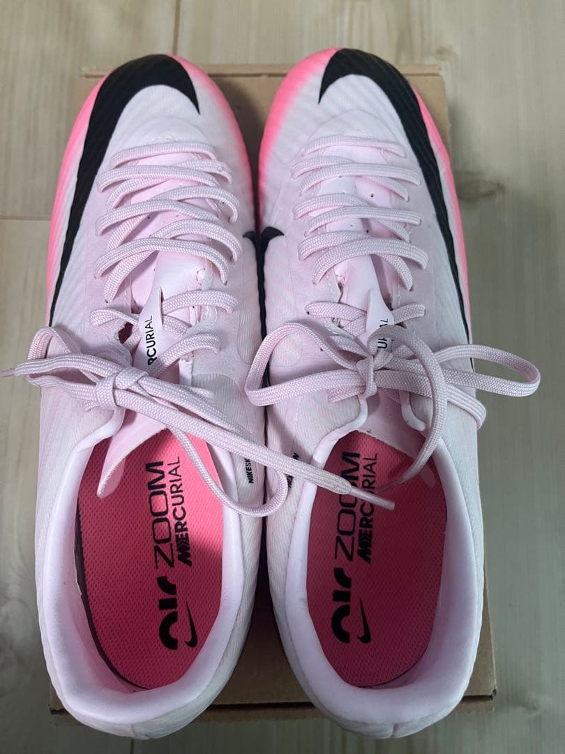 NIKE ナイキ　サッカースパイク　25.5センチ