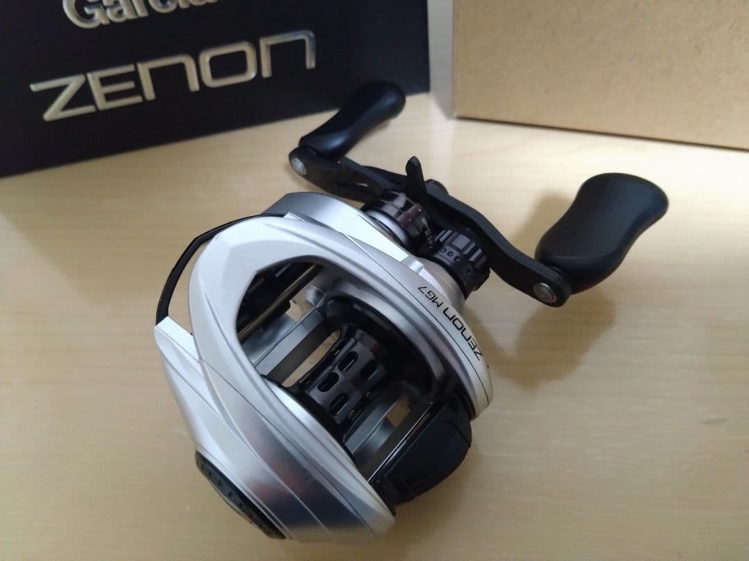 値下【新品】アブガルシア　ZENON　MG7(右巻)
