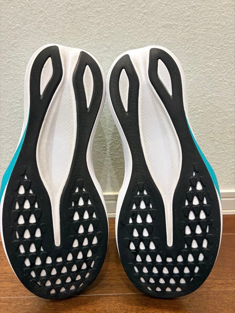 アシックス　ハイパースピード4 27cm