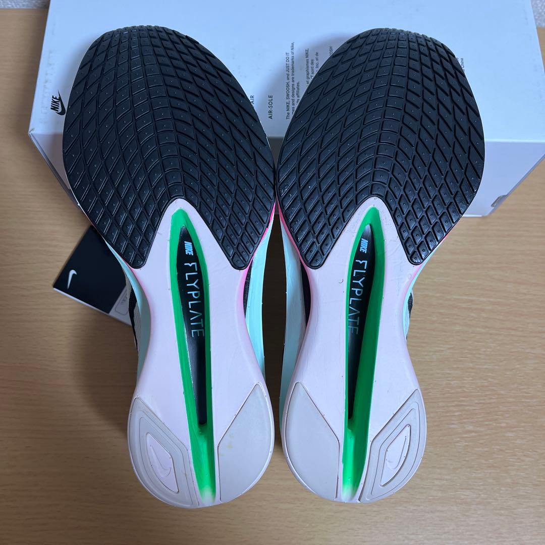 新品 W ZOOMX VAPORFLY NEXT% 4 27cm