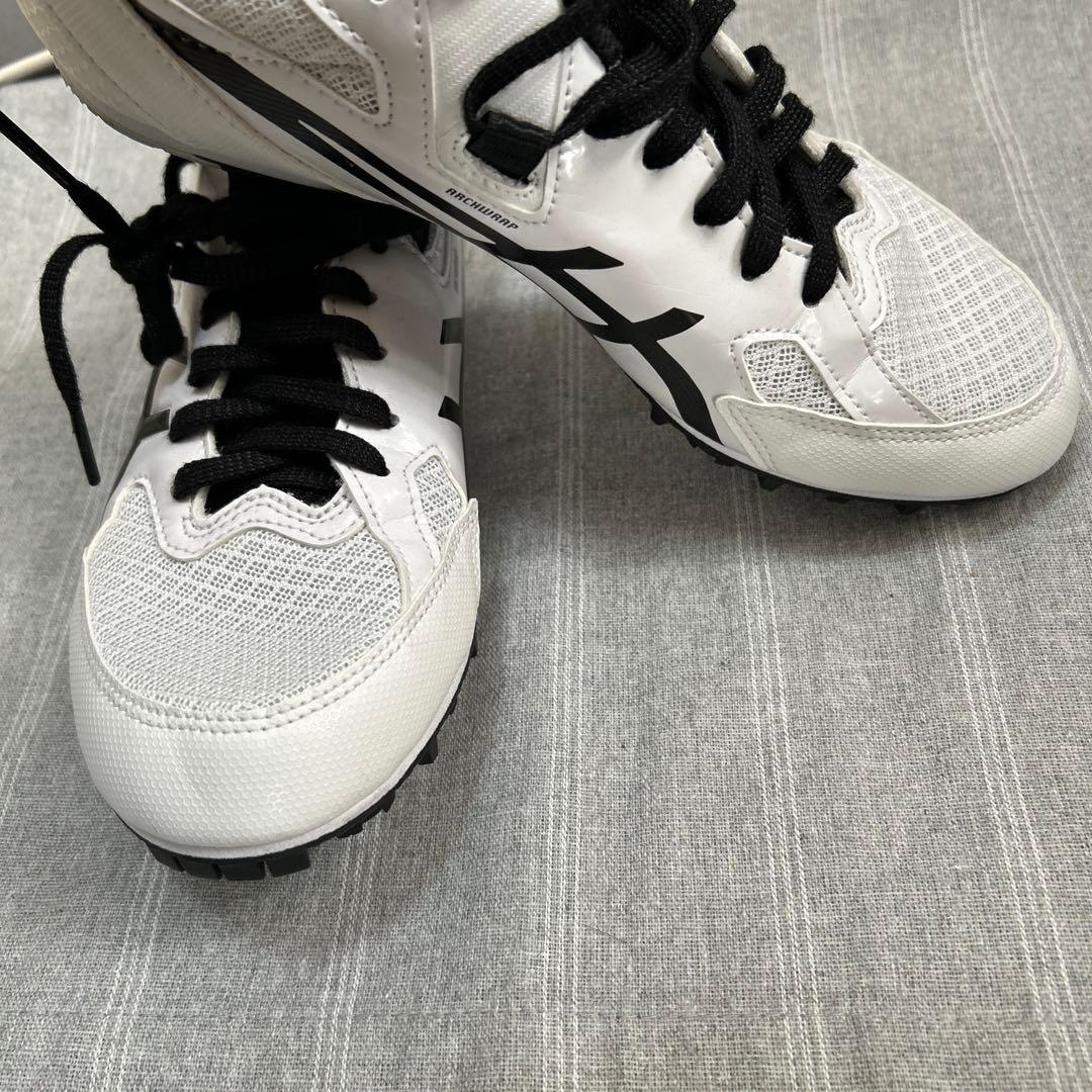 ASICS スパイクシューズ ホワイト/ブラック　※26.0㎝