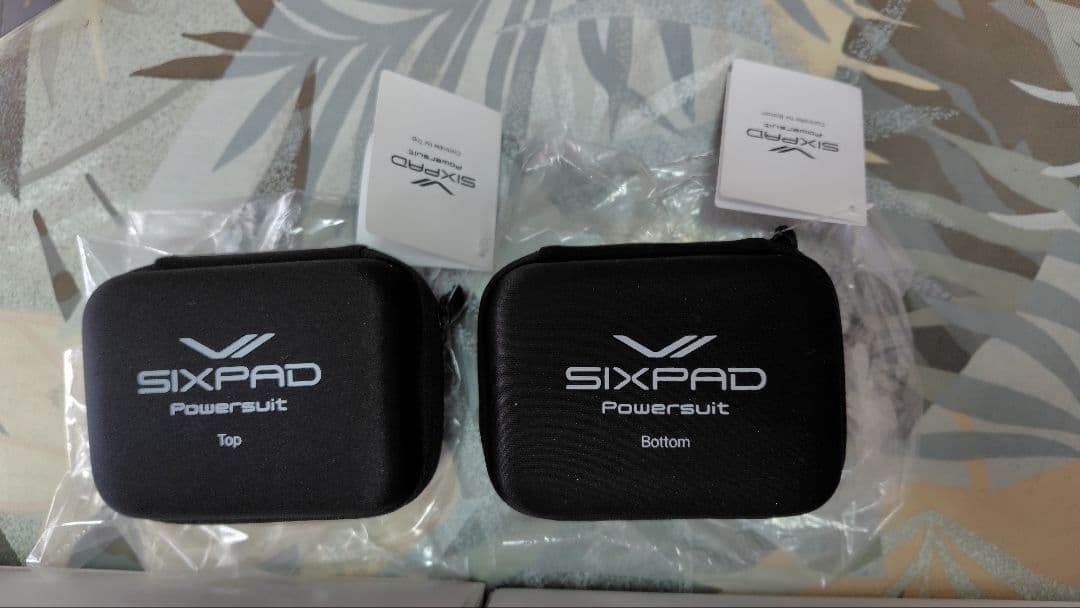 SIXPAD Powersuit トレーニングウェア 上下セット
