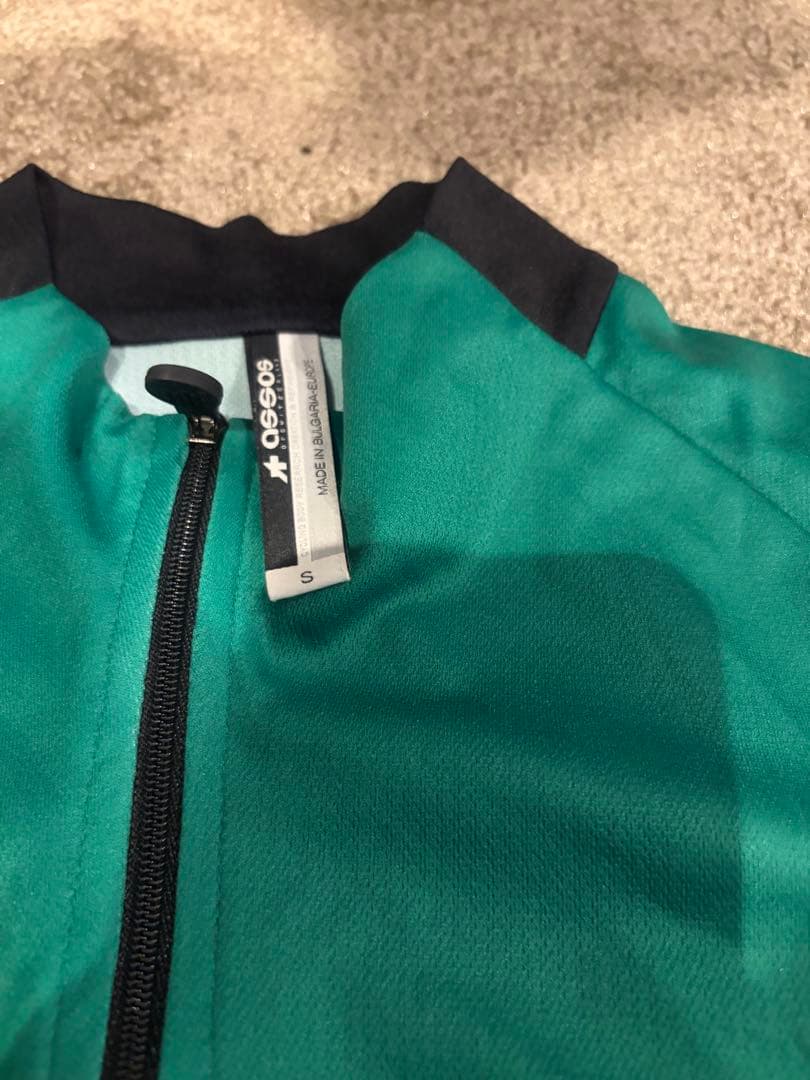ASSOS MILLE GT サイクルジャージ 緑色 S