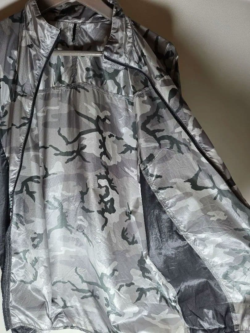 美品 ザ・ノース・フェイス ナイロン ジャケット M グレー系 収納袋付