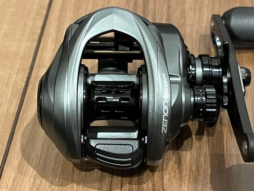 ゼノン BEAST6