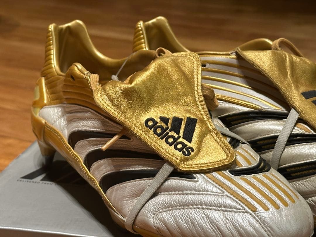 【超希少】*最終値下げ*adidas Predator  absolute