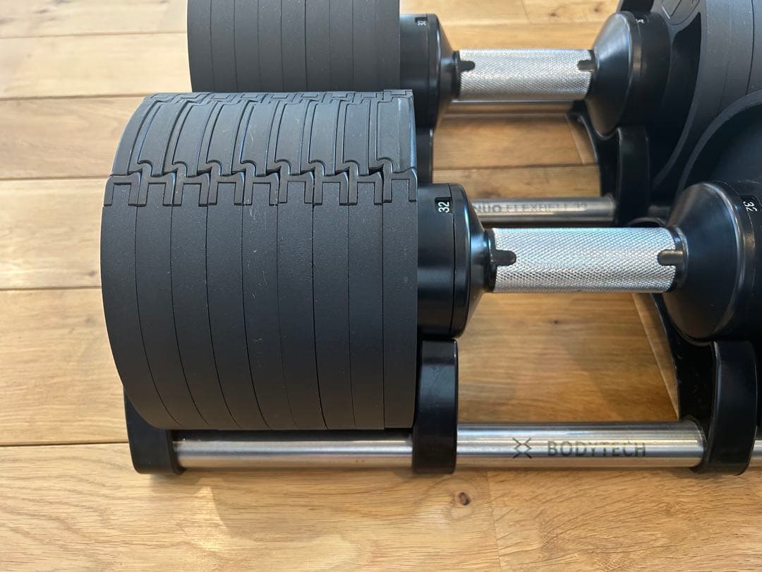 【セット品】　NÜO FLEXBELL BODYTECH 32kg 2セット①