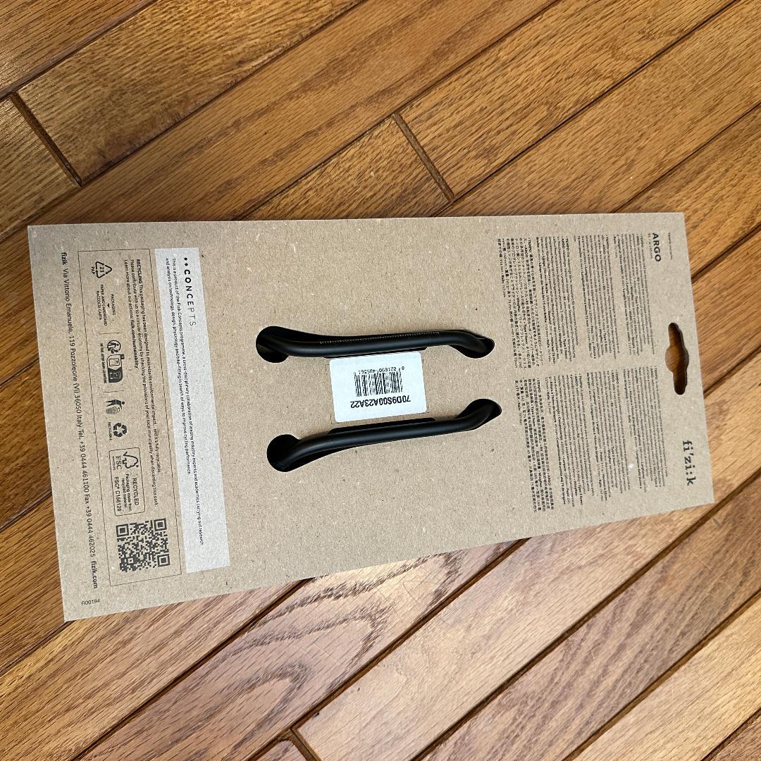 新品未使用 fi'zi:k TEMPO ARGO R5（150mm）ロードサドル