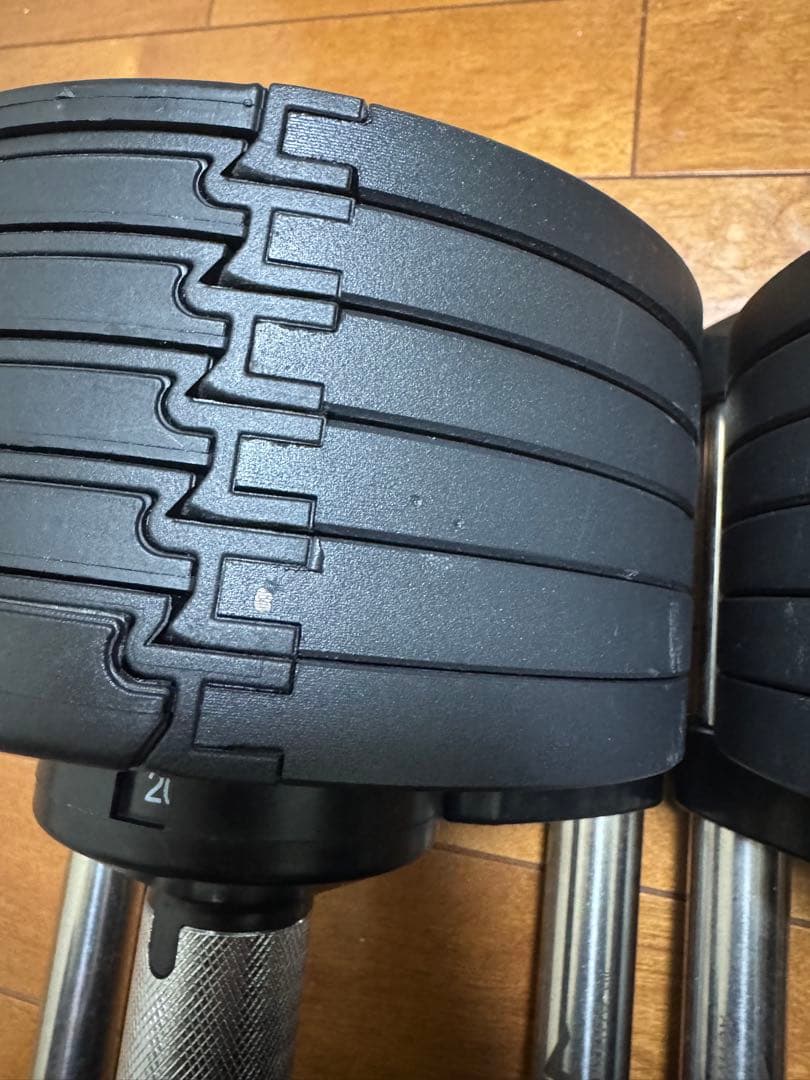 可変式ダンベル 最大20kg 4kg刻み フレックスベル②