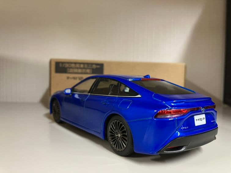 値下げ！非売品！トヨタ MIRAI 1/30カラーサンプル 2台セット