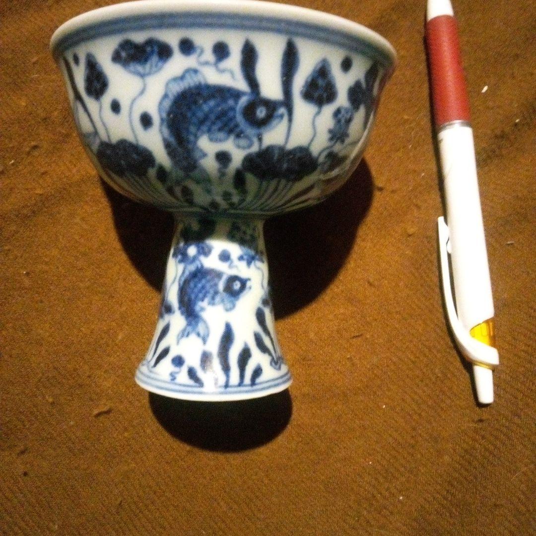 中国陶磁器　明宣徳年製 脚付き陶器ボウル 魚模様