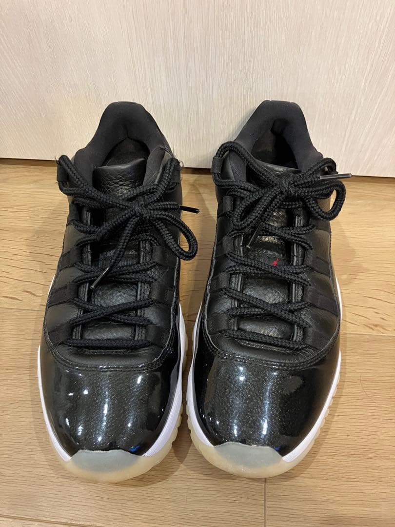 Air Jordan 11 ブラック/ホワイト シューズ