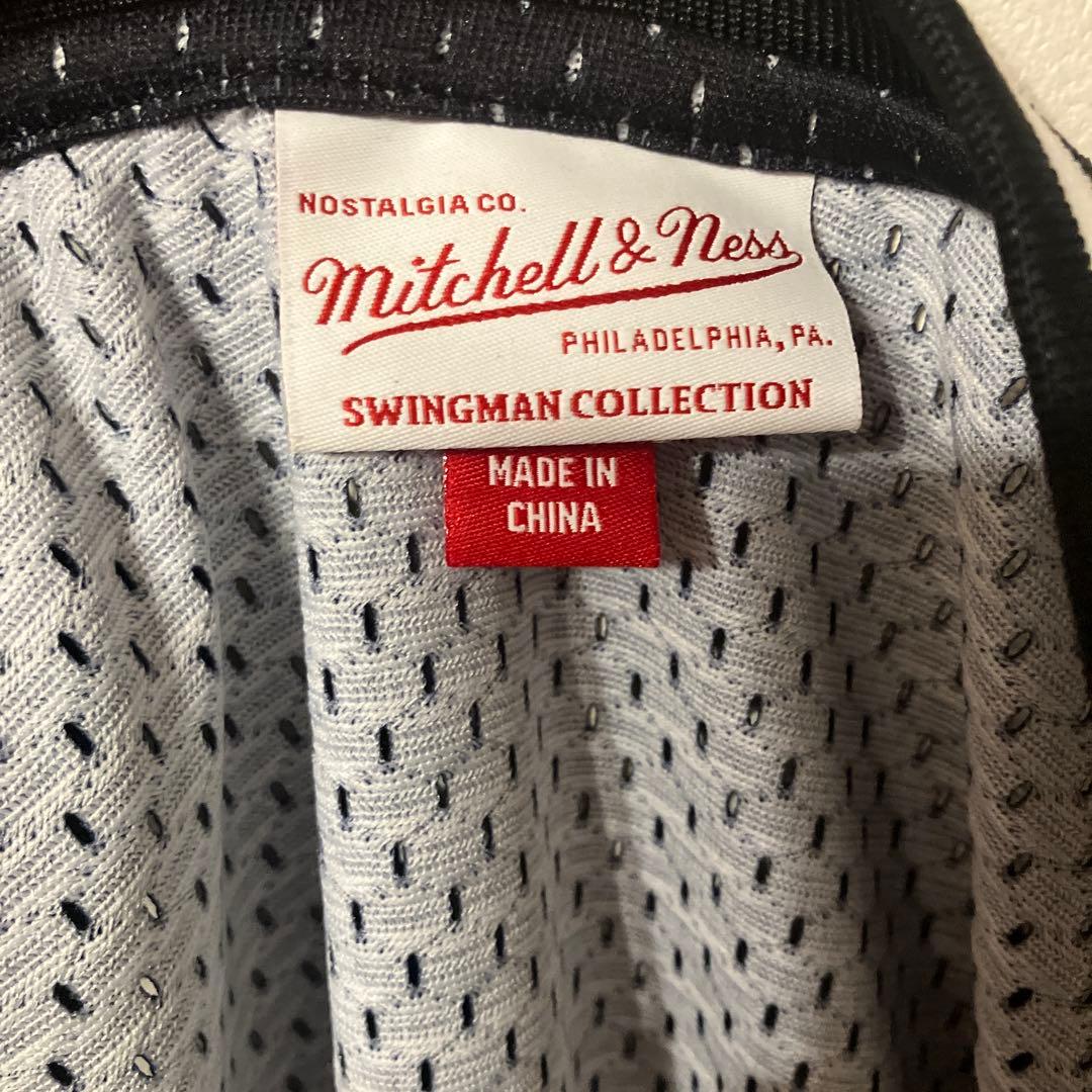 希少モデルMitchell&Ness NBA ラプターズ トレイシー・マグレディ