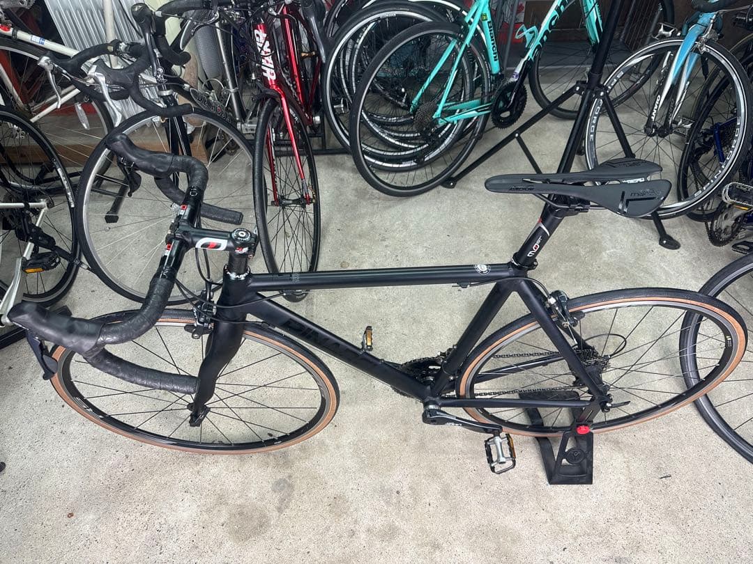 PINARELLO PRIMA基本分解発送送料無料！完成車配送もご相談ください！