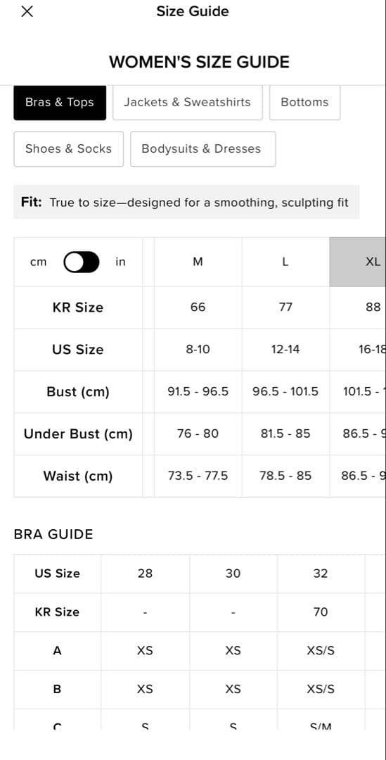 alo yogaスポーツブラ ピンクAirbrush Better Bra