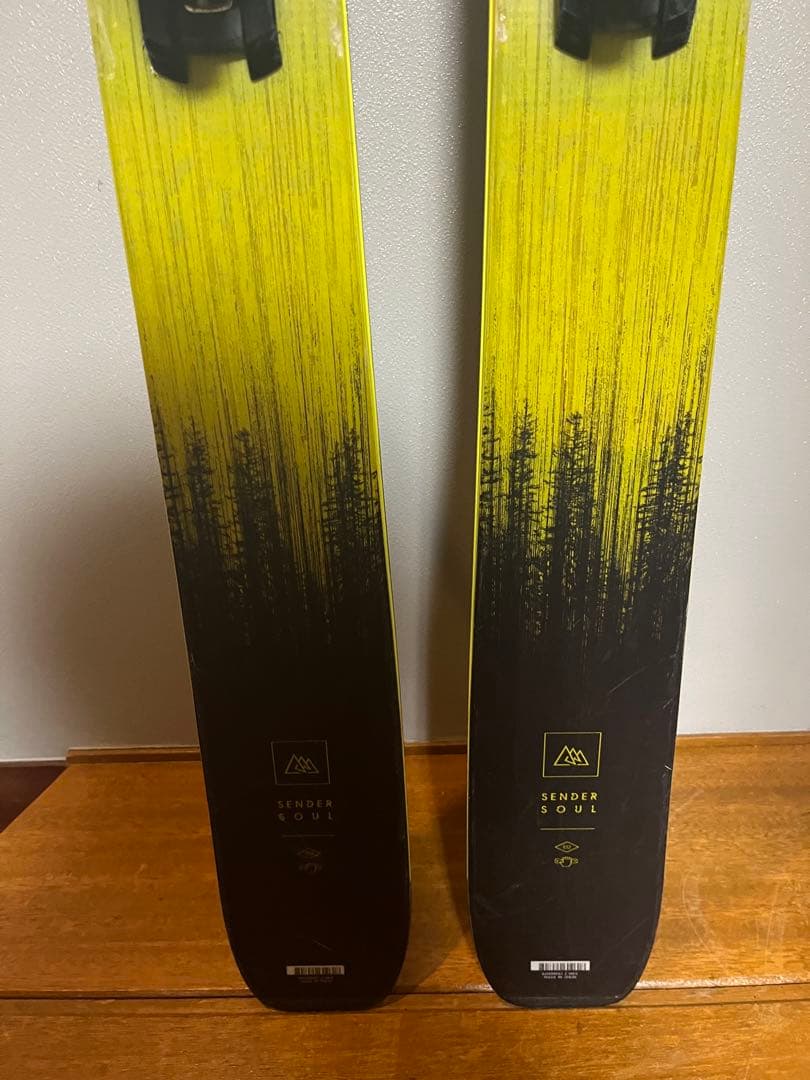 スキー板　ROSSIGNOL SENDER SOUL102cm
