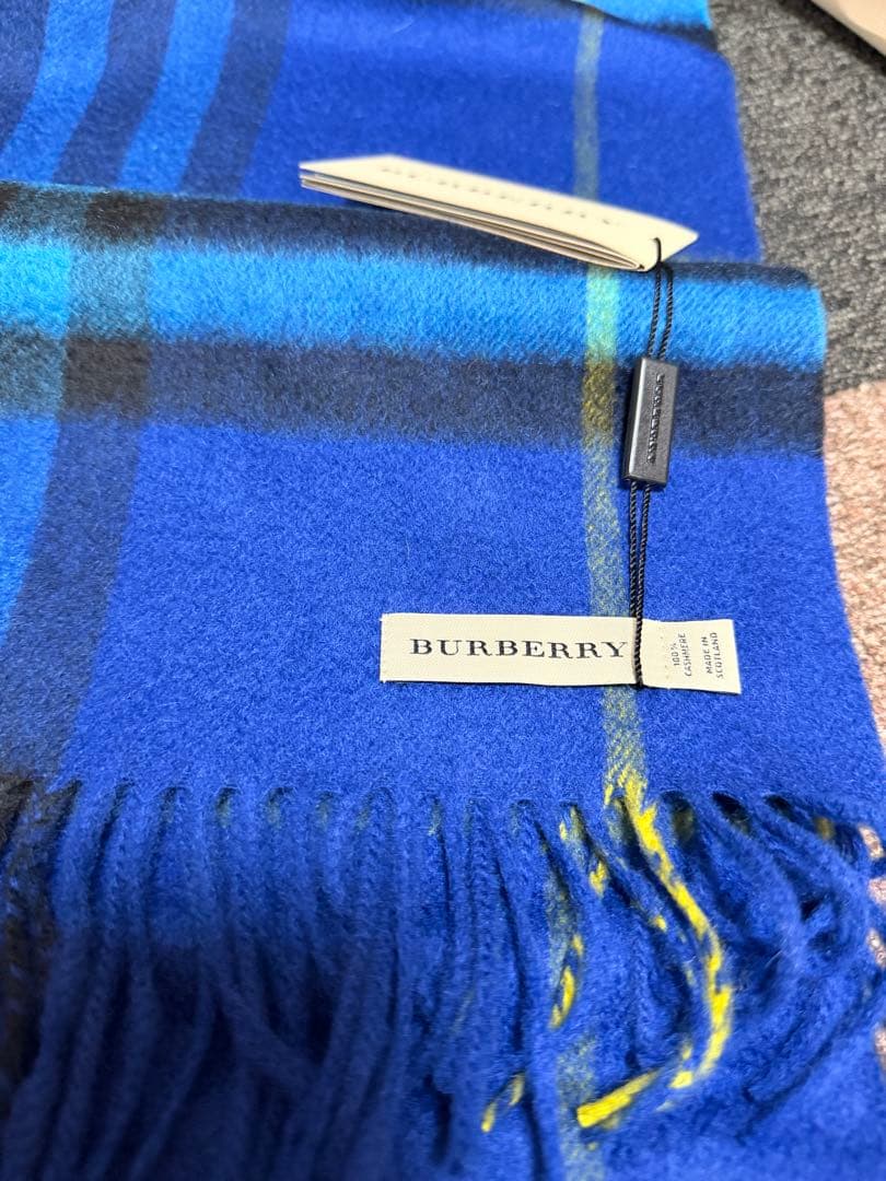 未使用 BURBERRY カシミヤマフラー ブルー チェック 箱付き タグ付き