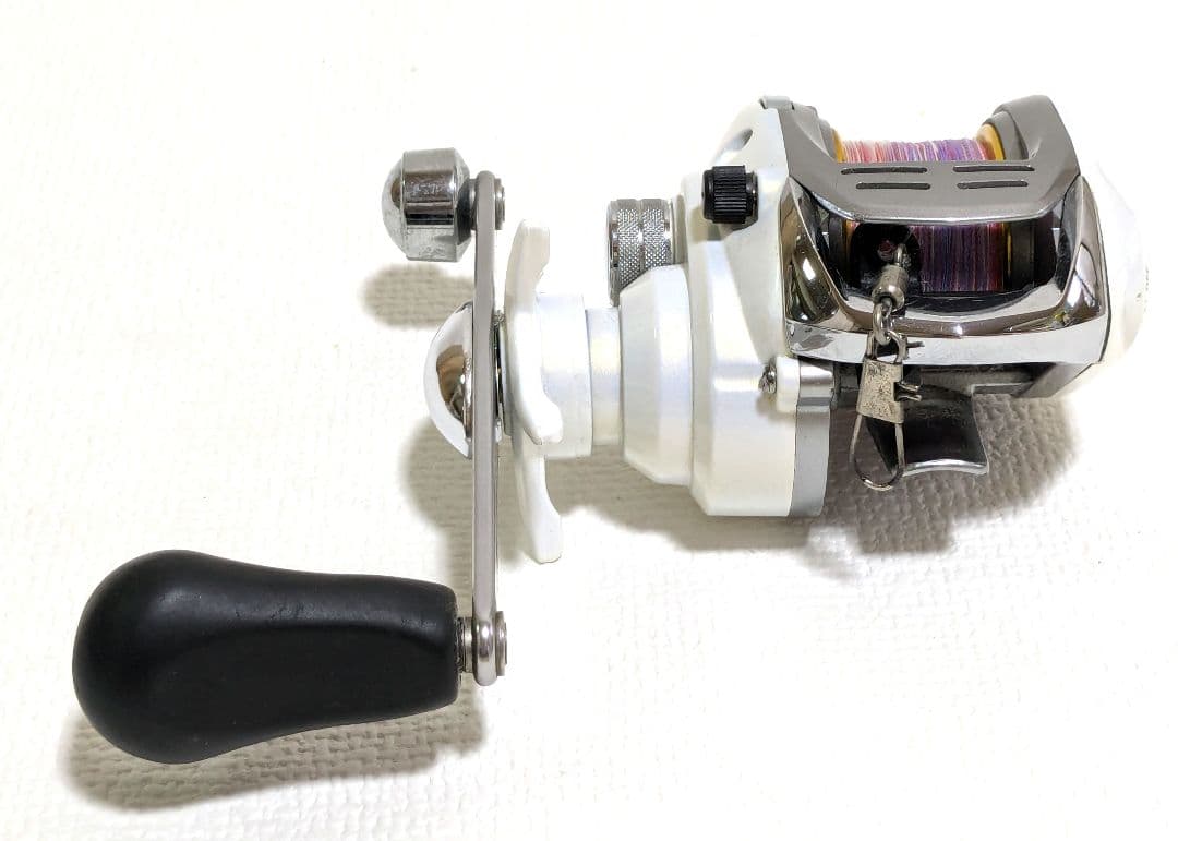 【美品】DAIWA MAG FORCESPORZA150R ベイトリール