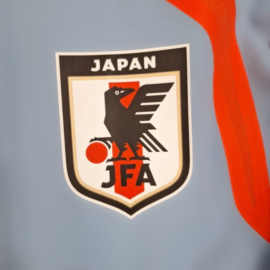 新品未使用　アディダス サッカー日本代表 ティロ26 プロ レインジャケット　L