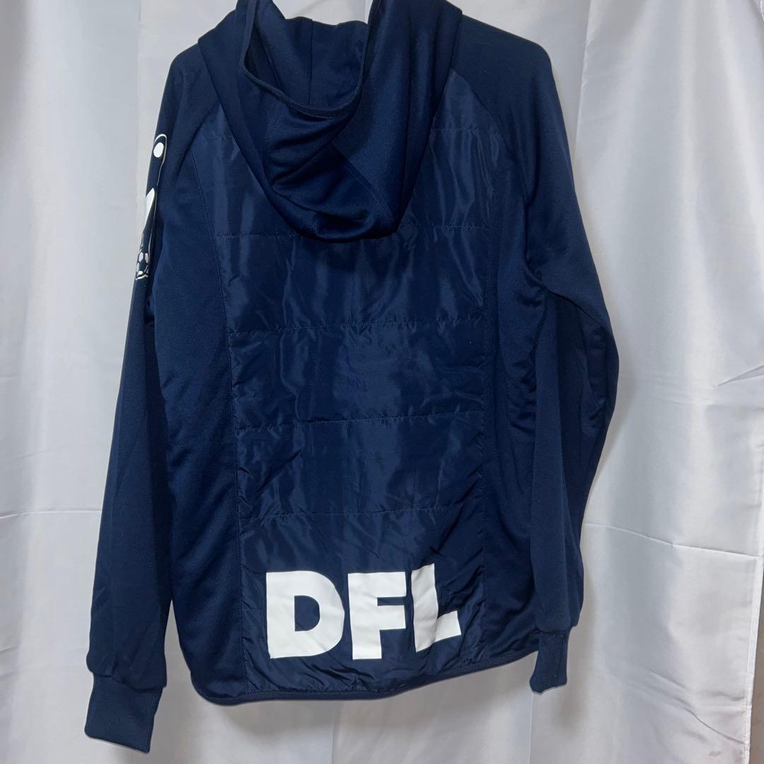 新品　サッカー ジャンキー ジャケット soccer junky Lサイズ