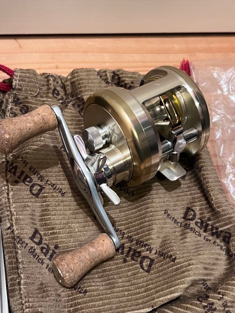 Daiwa millionaire ミリオネア CV-Z 203