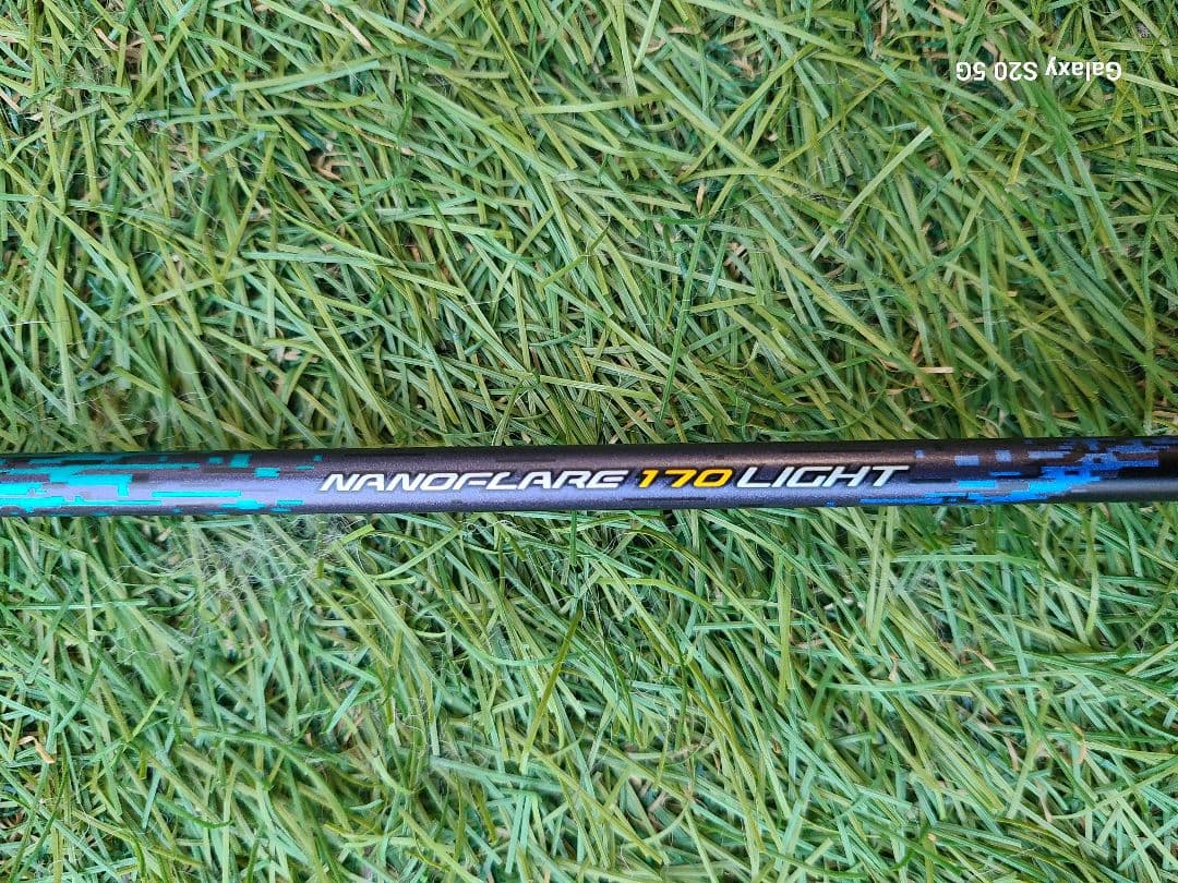Yonex ナノフレア170ライト バドミントンラケット