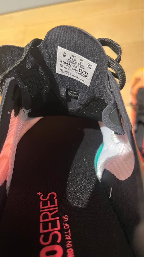 PUMAリディーム プロ レーサー 379442 08 29.0cm