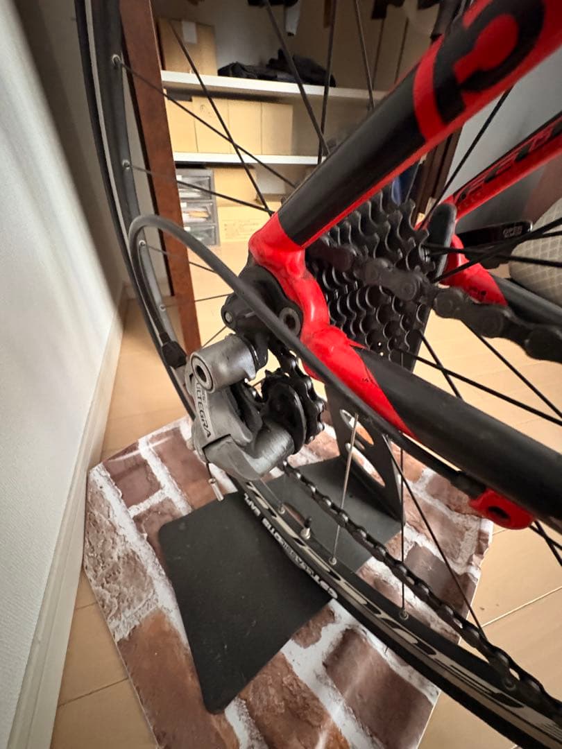 レッド ロードバイク ULTEGRA felt