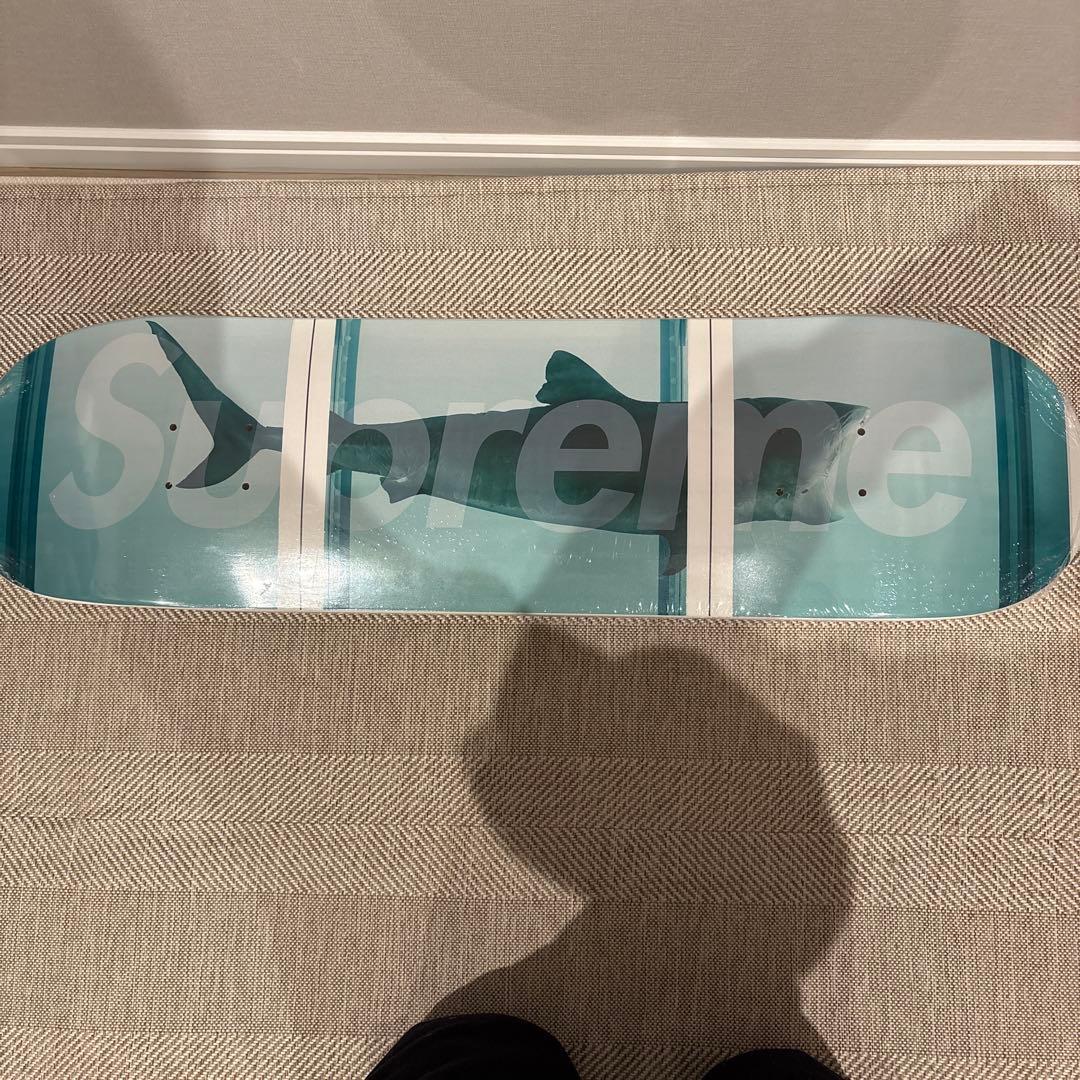 スケートボード Supreme/Damien Hirst Shark Skateboard