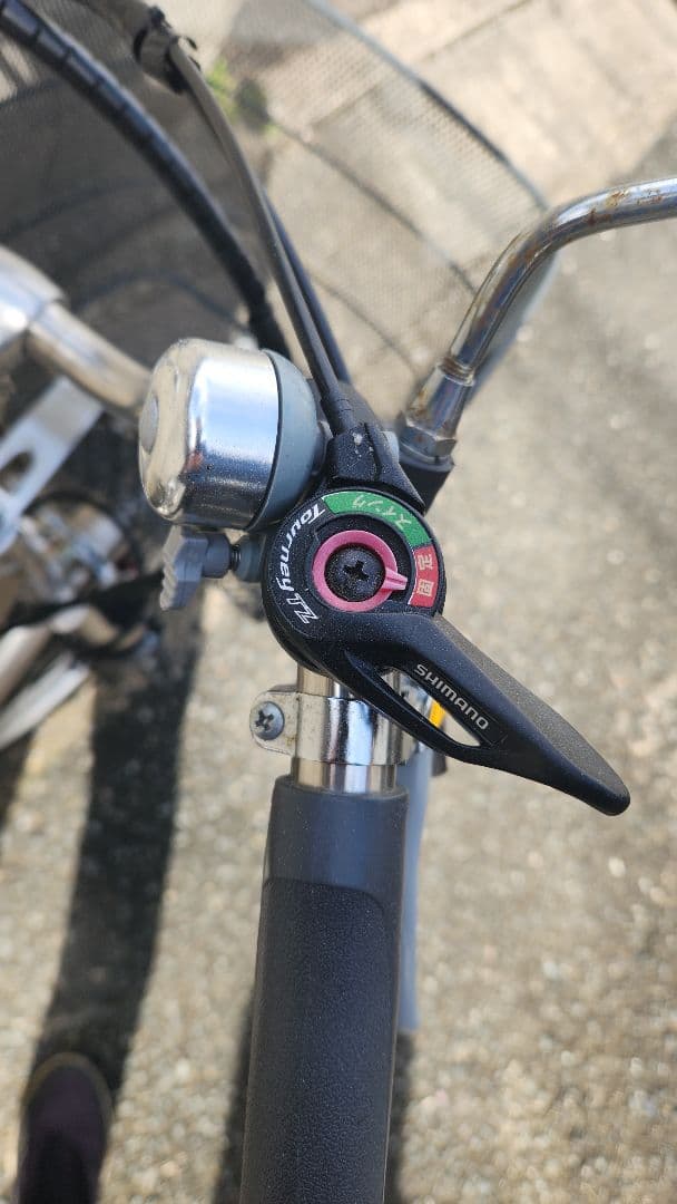 電動アシスト三輪車 シルバー メッシュバスケット付き