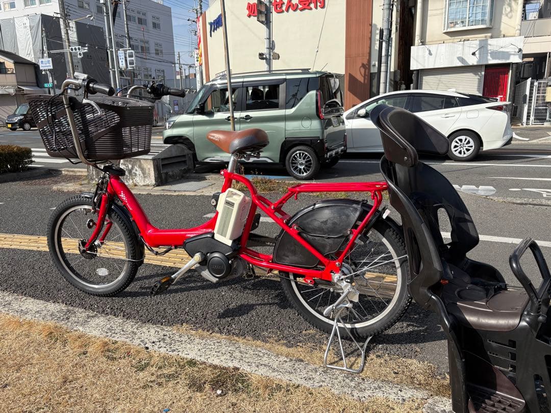 中古20㌅ブリヂストン電動アシスト自転車　8.7Ah 大阪