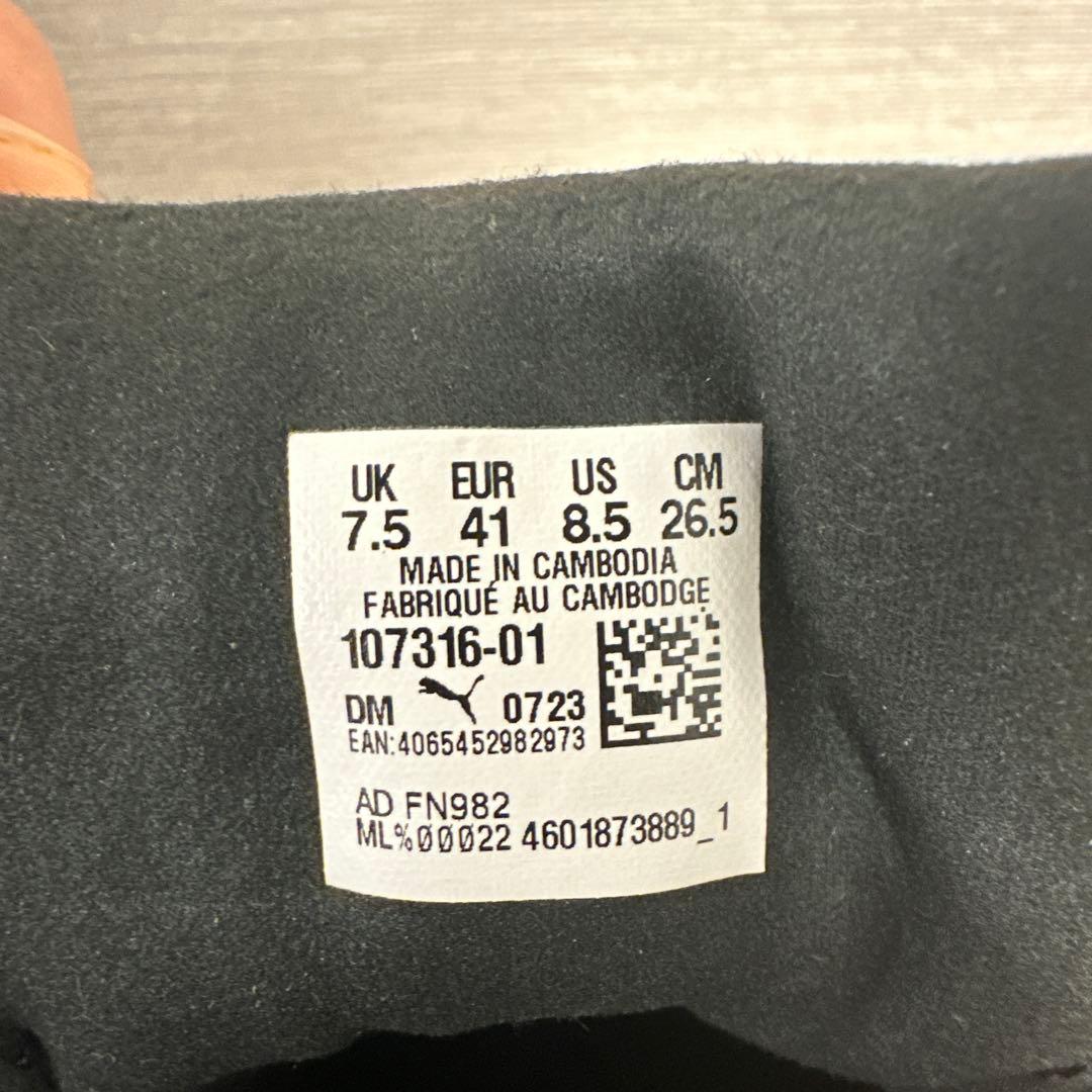 目立った傷はなくほぼ新品です 値下げ交渉OKです