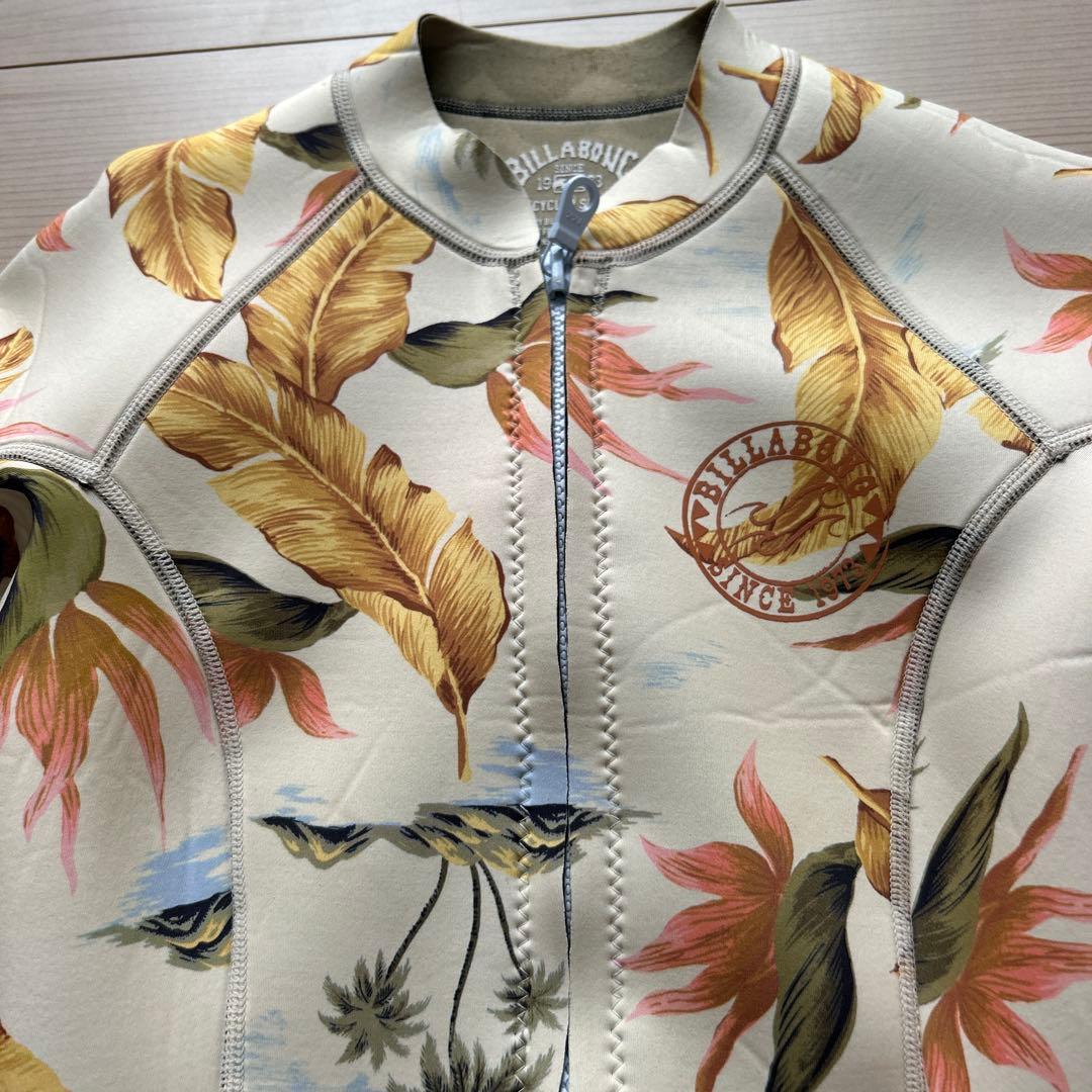 Billabong フローラル ロングスリーブスプリングウェットスーツ　サイズL