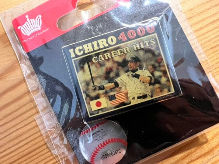 【レア商品】②イチロー 4000本安打達成 ヤンキース ピンバッジ