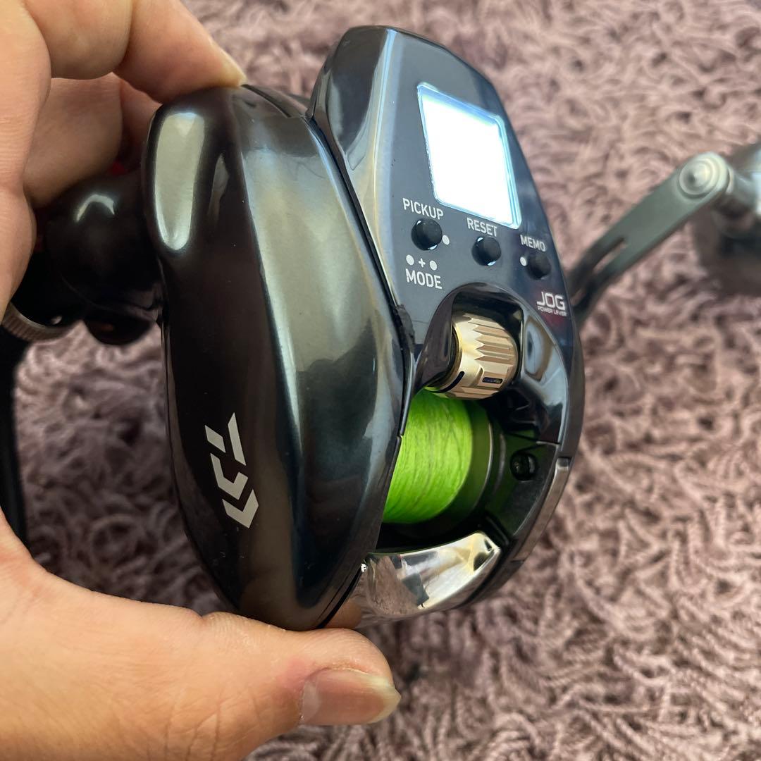 【通電確認済】ダイワ 22シーボーグ 200J（右）