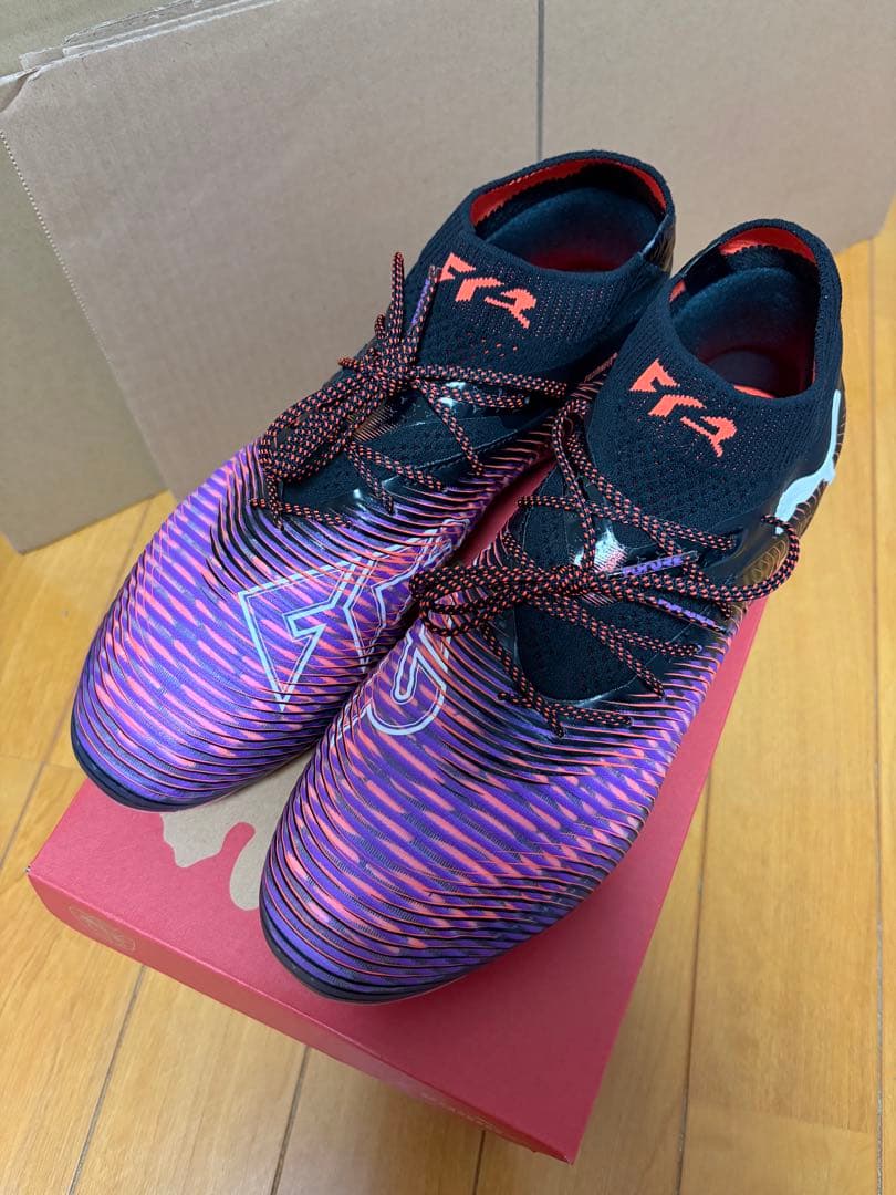 プーマ PUMAフューチャー 8 アルティメット HG/AG サッカースパイク
