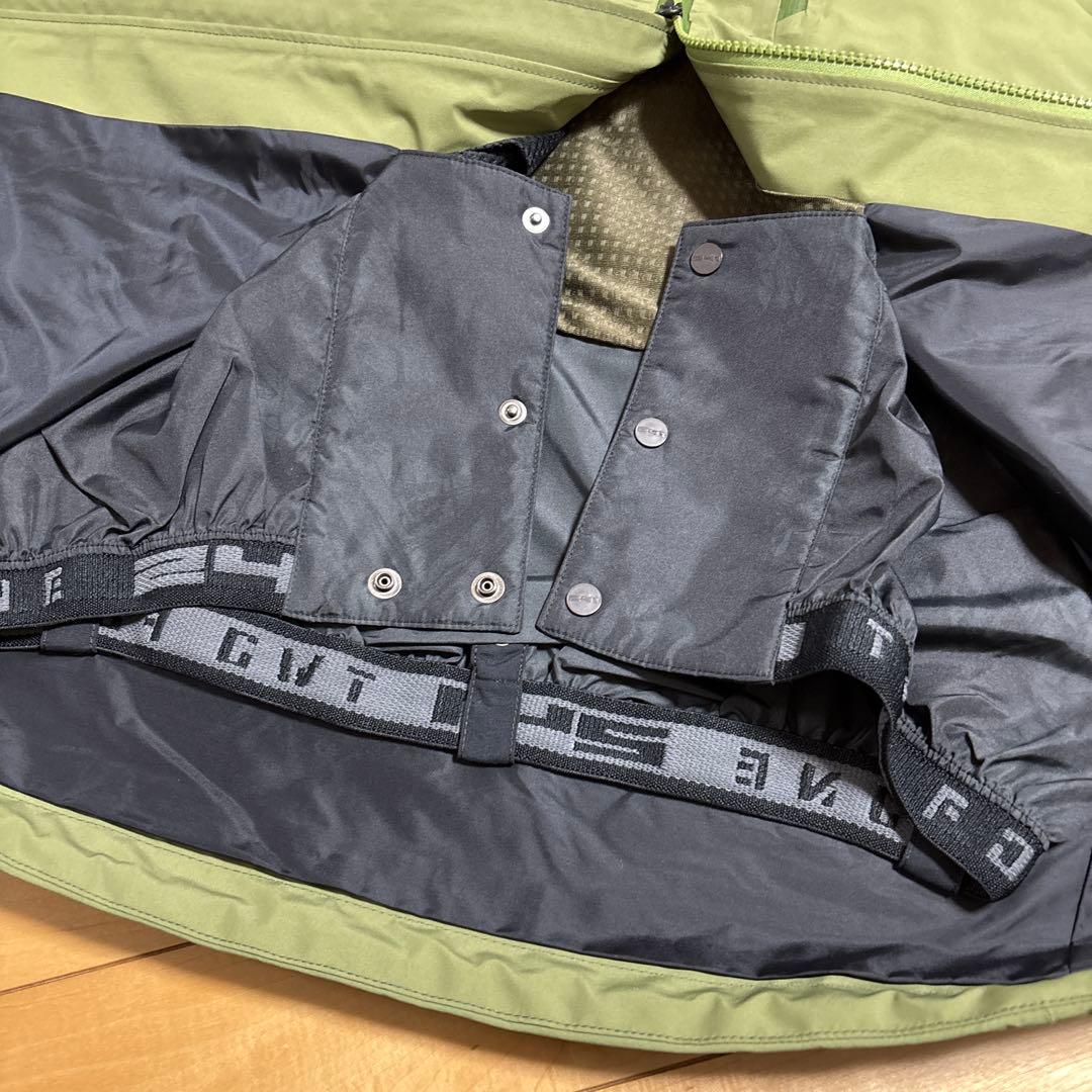 未使用　241 スノーボードJACKET GORE-TEX L