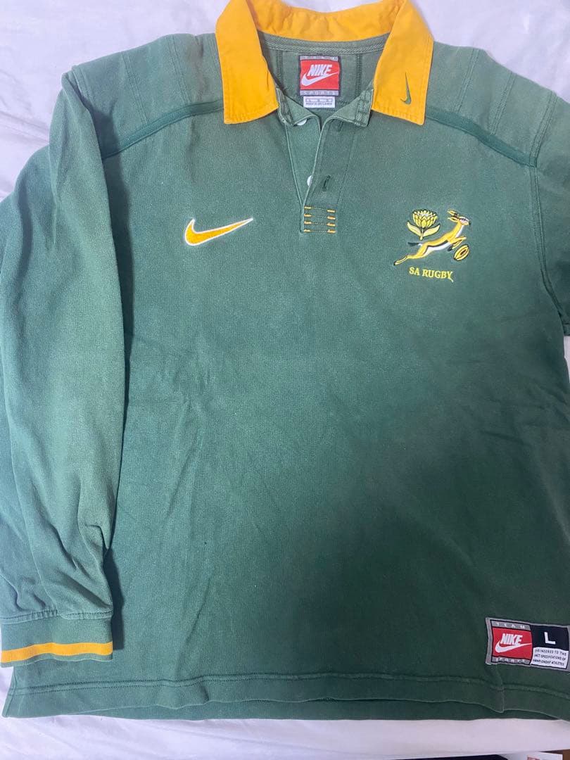 NIKE ロンT
