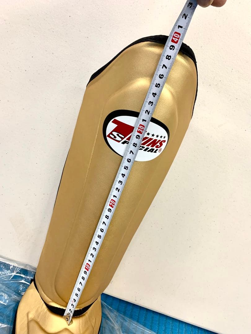TWINS キックボクシング レガース ツインズ ゴールド 軽量 脛当て 金色