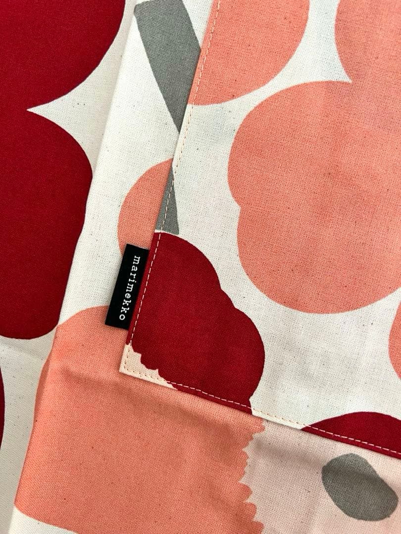 ♪新品未使用　マリメッコ　marimekko エプロン　ウニッコ　人気完売品♪