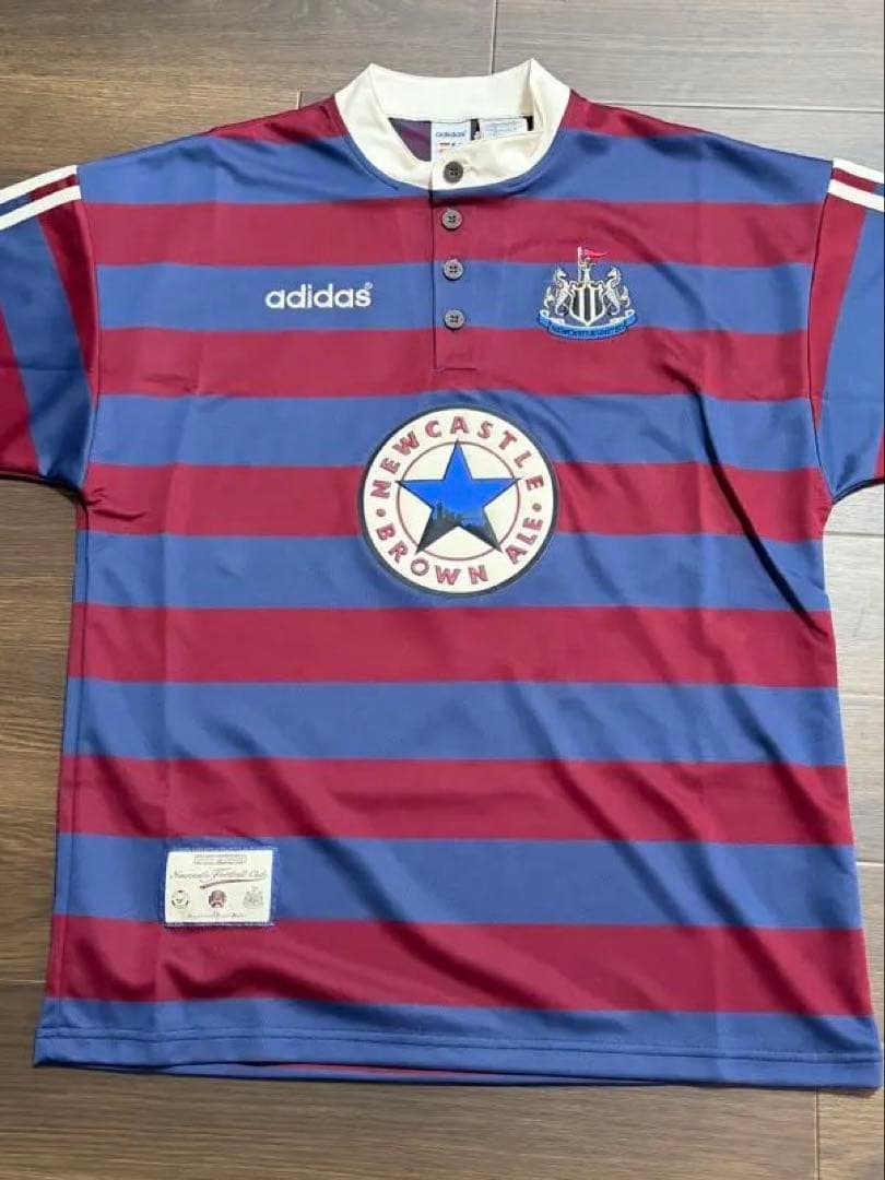 ニューカッスル　復刻　ユニフォーム　adidas Tシャツ　ゴードン　古着