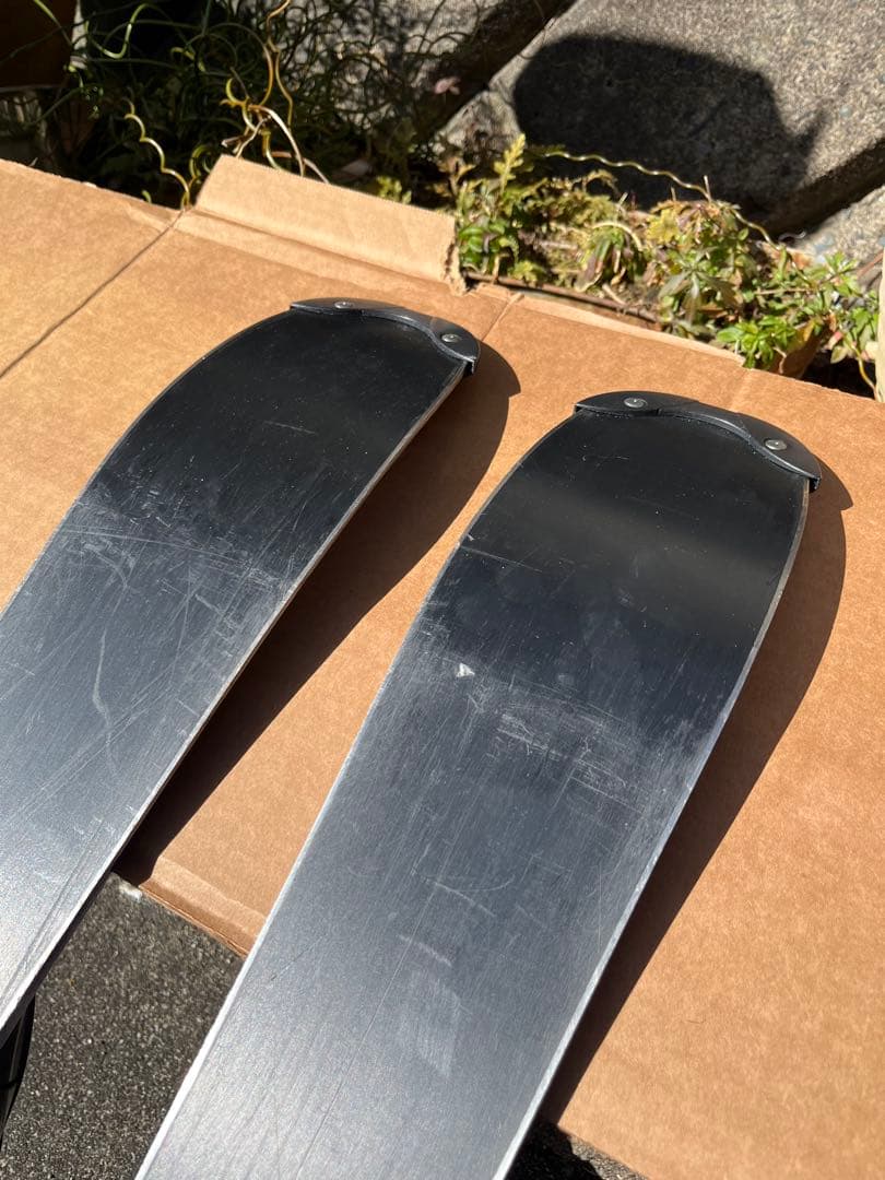 SALOMON ショートスキー　バインディング付き