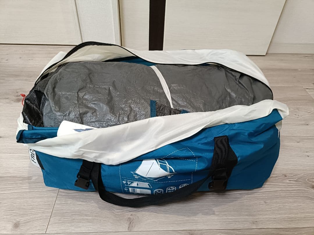 QUECHUA ファミリーテント ARPENAZ FAMILY 4.1
