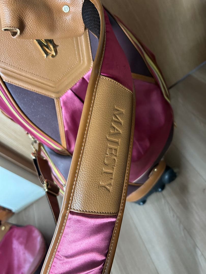 MAJESTY 赤茶 キャディバッグ 車輪付き